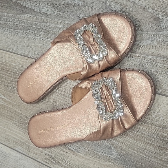 Adrienne Vittadini Size 6 1/2 Rose Gold Falace Jeweled Flat Sandals Like New - Picture 1 of 8